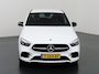 Mercedes-Benz B-klasse 250 e | AMG | Night | Trekhaak | Sfeerverlichting | Stoelverwarming | Apple Carplay | Sfeerverlichting |