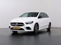 Mercedes-Benz B-klasse 250 e | AMG | Night | Trekhaak | Sfeerverlichting | Stoelverwarming | Apple Carplay | Sfeerverlichting |