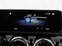 Mercedes-Benz CLA 180 AMG Line | Panoramadak | Night | Sfeerverlichting | Keyless | Achteruitrijcamera | Stoelverwarming |