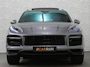 Porsche Cayenne 3.0 E-Hybrid | Sport-Design | 360 Camera | Burmester High-End | 92,5% SOH | Sport-Chrono | Head-Up | Panorama | Nachtzicht | Stoelventilatie | Keyless-Start | Sport-Uitlaat | 21 inch | Stoelverwarming V+A | Leder | Trekhaak | Luchtvering | Memory | Sfeerverlichting | Dodehoek | Active Safe |