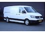 Volkswagen Crafter 35 2.0 TDI 163pk DSG L3H2 RWD 3500kg Trekgewicht Trekhaak Camera Climate Control Bijrijdersbank Sidebars Navigatie