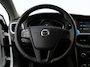Volvo V40 2.0 T2 Nordic | Cruise Control | Airco | 17" Lichtmetalen velgen | Radio | Trekhaak