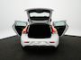Volvo V40 2.0 T2 Nordic | Cruise Control | Airco | 17" Lichtmetalen velgen | Radio | Trekhaak