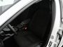 Volvo V40 2.0 T2 Nordic | Cruise Control | Airco | 17" Lichtmetalen velgen | Radio | Trekhaak