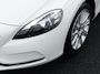 Volvo V40 2.0 T2 Nordic | Cruise Control | Airco | 17" Lichtmetalen velgen | Radio | Trekhaak