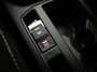 Volkswagen T-Roc 1.0 TSI Life 110 PK| Origineel Nederlands | 1e Eigenaar | Dealeronderhouden | Navigatie | Parkeersensoren | Climatronic | LED Koplampen | Digitale Cockpit | Apple Carplay