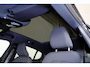 Volvo EC40 Extended Range Plus Black Ed. 82 kWh - Panoramadak - IntelliSafe Assist & Surround - 360º Camera - Verwarmde voorstoelen, stuur & achterbank - Parkeersensoren voor & achter - Elektr. bedienb. bestuurdersstoel met geheugen - Draadloze tel. lader - Warmtepomp - Extra getint glas - 20' LMV