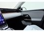 Citroën C5 Aircross Max Comfort Range 74 kWh EV l Schuif-Kanteldak l Stoelverwarming- en verkoeling l Apple Carplay & Android Auto l DAB l Bluetooth l Navigatie l PDC l 360 Camera l Warmtepomp l Keyless l Full-LED l LMV