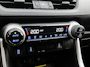 Toyota RAV4 2.5 Hybrid AWD Black Edition | JBL | Dodehoek detectie | Stoel+stuurverwarming | 360 Camera + Camera binnenspiegel | Elektrische achterklep | Parkeersensoren voor+achter | Elektrisch verstelbare bestuurdersstoel | Buy &