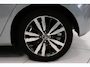 Honda Jazz 1.3 i-VTEC Elegance | Camera | Climate control | Cruise control | Trekhaak | Stoelverwarming | Parkeersensoren |
