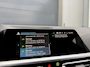 BMW 3-Serie Touring 330e *M-Sport* Mineralgrau / Black Edition / Apple Carplay / Stoelverwarming / Leder/Alcantara / Trekhaak / 19"LMV