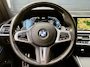 BMW 3-Serie Touring 330e *M-Sport* Mineralgrau / Black Edition / Apple Carplay / Stoelverwarming / Leder/Alcantara / Trekhaak / 19"LMV