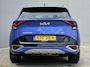 Kia Sportage 1.6 T-GDi Plug-in Hybrid AWD GT-Line / Fabrieksgarantie tot 03-2031 / Dealer onderhouden / 1.350 kg afneembare trekhaak / Harman/Kardon Audio Systeem / Elektrische achterklep / Stuur- Stoel & Achterbank verwarming / Rondomzicht camera / Stoelventilatie / Apple Carplay Android Auto /