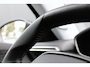 Peugeot e-2008 EV Active 50 kWh | Fase 3 laden | SOH 94,31% | Navi by app | Apple carplay | Trekhaak | Bluetooth | NL auto | 21.000km |