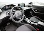 Peugeot e-2008 EV Active 50 kWh | Fase 3 laden | SOH 94,31% | Navi by app | Apple carplay | Trekhaak | Bluetooth | NL auto | 21.000km |