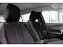 Peugeot e-2008 EV Active 50 kWh | Fase 3 laden | SOH 94,31% | Navi by app | Apple carplay | Trekhaak | Bluetooth | NL auto | 21.000km |
