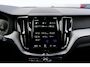 Volvo XC60 2.0 T8 Twin Engine AWD R-Design Charcoal nappaleder | Panoramadak | Elektrisch bedienbare voorstoelen | Park Assist voor & achter met camera | 18 inch lichtmetalen velgen |