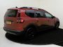 Dacia Jogger 1.0 TCe 110 Extreme 7p. | Sensoren met Camera Achter | Climate Control | Navigatie | Privacy Glass | Apple CarPlay & Android Auto |