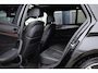 BMW 5-Serie Touring 520i High Ex. M-Sport | Pano | Leer | El. Trekhaak | OrigNL | NAP