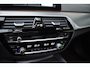 BMW 5-Serie Touring 520i High Ex. M-Sport | Pano | Leer | El. Trekhaak | OrigNL | NAP