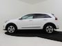 Kia Niro EV e-Niro DynamicLine 64 kWh 204PK | Achteruitrijcamera | PDC | Navi | DAB |Keyless entry start  | Cruise contr adapt | Climate contr | 17"LMV