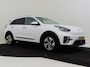Kia Niro EV e-Niro DynamicLine 64 kWh 204PK | Achteruitrijcamera | PDC | Navi | DAB |Keyless entry start  | Cruise contr adapt | Climate contr | 17"LMV
