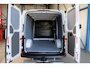 Volkswagen Crafter 35 2.0 TDI 140pk L3H1 Highline - N.A.P. Airco, Cruise, Navi, PDC, Standkachel, Carplay, Camera, Trekhaak.