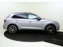 Audi Q5 55 TFSI e S edition Competition | Panoramadak | Trekhaak | Achteruitrijcamera | 3-zone airco | Dodehoekdetectie | Keyless | LED matrix verlichting | Stoelverwarming |