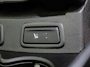 Renault Kadjar 1.3 TCe Black Edition | Leder/Alcantara bekleding LM velgen | Climat Control | Apple Carplay | Navigatie | Treeplanken | PDC achter + Camera |