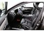 Volvo V90 T8 Plug-in hybrid AWD Ultra Dark | Bowers&Wilkins | Luchtvering | Trekhaak | Massage | Panoramadak | 360 Camera | Luxe Leder | Adaptive LED | 20 Inch