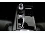 Volvo V90 T8 Plug-in hybrid AWD Ultra Dark | Bowers&Wilkins | Luchtvering | Trekhaak | Massage | Panoramadak | 360 Camera | Luxe Leder | Adaptive LED | 20 Inch
