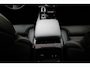 Volvo V90 T8 Plug-in hybrid AWD Ultra Dark | Bowers&Wilkins | Luchtvering | Trekhaak | Massage | Panoramadak | 360 Camera | Luxe Leder | Adaptive LED | 20 Inch