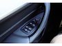 BMW X1 sDrive18i High Executive M-Sport | Leder | Pano | HUD | Navi Plus | Stoelverwarming | Hifi | DAB | Grootlichtassistent | Etc.