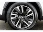 Peugeot e-2008 EV GT Pack 50 kWh Pano Stoelverwarming Keyless Camera