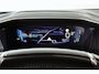 Peugeot e-2008 EV GT Pack 50 kWh Pano Stoelverwarming Keyless Camera