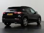 Mercedes-Benz GLA 200 AMG Line | Night | Trekhaak | Panoramadak | Widescreen | Stoelverwarming | Sfeerverlichting | Achteruitrijcamera |