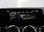 Mercedes-Benz GLA 200 AMG Line | Night | Trekhaak | Panoramadak | Widescreen | Stoelverwarming | Sfeerverlichting | Achteruitrijcamera |