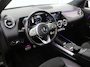 Mercedes-Benz GLA 200 AMG Line | Night | Trekhaak | Panoramadak | Widescreen | Stoelverwarming | Sfeerverlichting | Achteruitrijcamera |