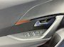 Peugeot e-2008 EV Active 50 kWh 3-Fase SOH 95% | Navigatie | Carplay&Android | 100KW Snellaadvermogen