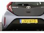 Toyota Aygo X Hybrid 115 play | Draadloos Apple Carplay/Android Auto | Cruise control adaptief |