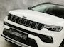 Jeep Compass 4xe 240 Plug-in Hybrid Electric S 240Pk Automaat (APPLE CARPLAY, SOH 86,5%, ALPINE AUDIO, 360 CAMERA, LEDER, SPORTSTOELEN, ADAPTIVE CRUISE, GETINT GLAS, KEYLESS, NIEUWSTAAT)