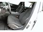 Volvo V60 B3 Automaat Business Pro | | Adaptieve Cruise Control | BLIS Dodehoekdetectie | Apple Carplay/Android Auto | Electronic Climate Control | DAB+ | Keyless Entry | Elektrische Achterklep | 17" Lichtmetalen Velgen | Park Assist Achter