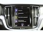 Volvo V60 B3 Automaat Business Pro | | Adaptieve Cruise Control | BLIS Dodehoekdetectie | Apple Carplay/Android Auto | Electronic Climate Control | DAB+ | Keyless Entry | Elektrische Achterklep | 17" Lichtmetalen Velgen | Park Assist Achter