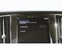 Volvo V60 B3 Automaat Business Pro | | Adaptieve Cruise Control | BLIS Dodehoekdetectie | Apple Carplay/Android Auto | Electronic Climate Control | DAB+ | Keyless Entry | Elektrische Achterklep | 17" Lichtmetalen Velgen | Park Assist Achter