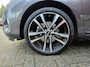 Toyota Yaris 1.5 Hybrid Premium Automaat / Airco/ Navigatie, Cruise/ Apple carplay/ Camera/ LED/ LMV/ Panodak/ Alcantara bekleding