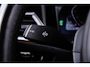 BMW 3-Serie 320i Executive Edition Sport Line - Head up - Sportstoelen - Cruise control - PDC voor/achter - Geluidswerende ruiten voor - Elektrisch verwarmde voorstoelen -