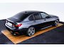 BMW 3-Serie 320i Executive Edition Sport Line - Head up - Sportstoelen - Cruise control - PDC voor/achter - Geluidswerende ruiten voor - Elektrisch verwarmde voorstoelen -