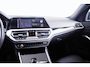 BMW 3-Serie 320i Executive Edition Sport Line - Head up - Sportstoelen - Cruise control - PDC voor/achter - Geluidswerende ruiten voor - Elektrisch verwarmde voorstoelen -