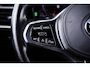 BMW 3-Serie 320i Executive Edition Sport Line - Head up - Sportstoelen - Cruise control - PDC voor/achter - Geluidswerende ruiten voor - Elektrisch verwarmde voorstoelen -