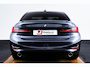 BMW 3-Serie 320i Executive Edition Sport Line - Head up - Sportstoelen - Cruise control - PDC voor/achter - Geluidswerende ruiten voor - Elektrisch verwarmde voorstoelen -